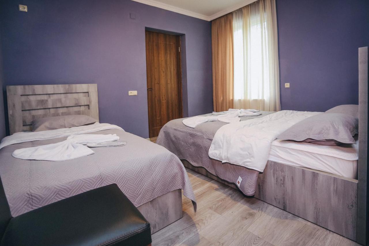 Bebo&Babu Guest House Kutaisi Exterior foto