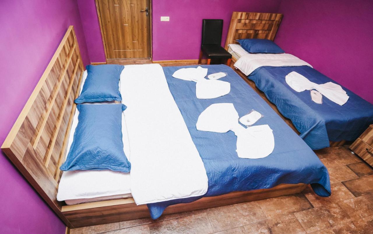 Bebo&Babu Guest House Kutaisi Exterior foto