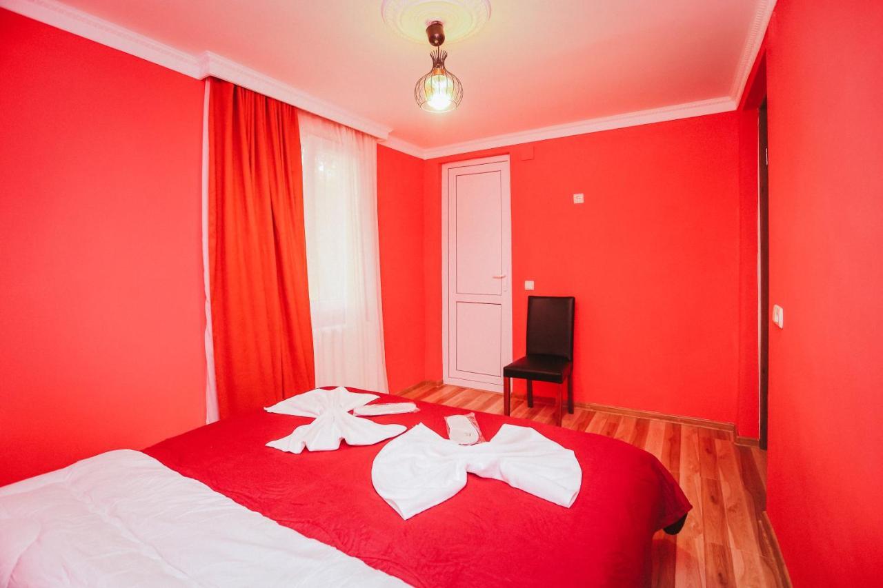 Bebo&Babu Guest House Kutaisi Exterior foto